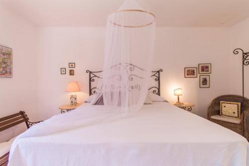 Santolìo Country Retreat - Relax in Masseria Siciliana con Giardino e Vista