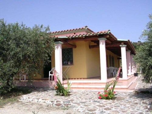Sardinia-Orosei-east coast-apartment in villa 300 meters from the sea.
