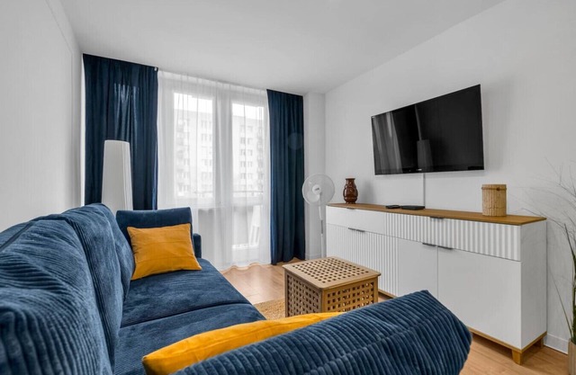 Saska Kępa Apt - 54m2, Two Bedrooms - by Rentujemy