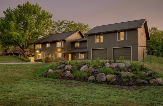 Scenic and Secluded Acreage Just outside of Omaha