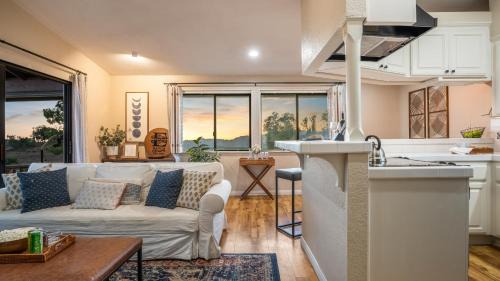 Scenic Deck w Sunset Views Near Temecula Wineries Estrada Ranch by AvantStay