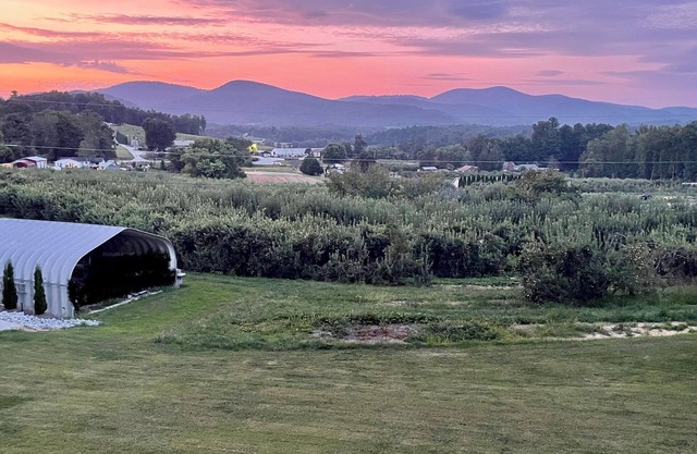 Scenic Serenity in the heart of Apple Country