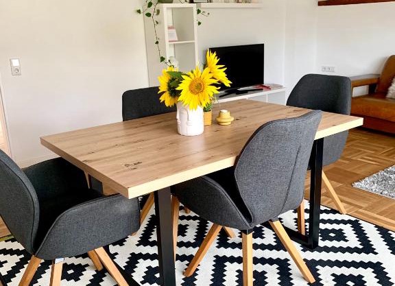 Schöne, große Ferienwohnung direkt am Donauradweg & Keltenstadt Heuneburg