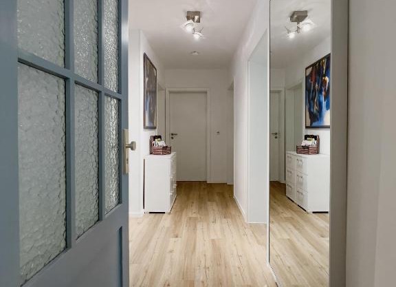 Schöne helle & gemütliche Wohnung in Altstadtnähe