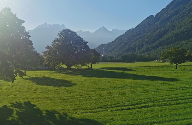 Schöne Unterkunft mit Blick in die Glarner Berge