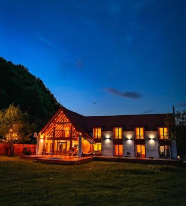 Scrind 11 - Madleine Chalet