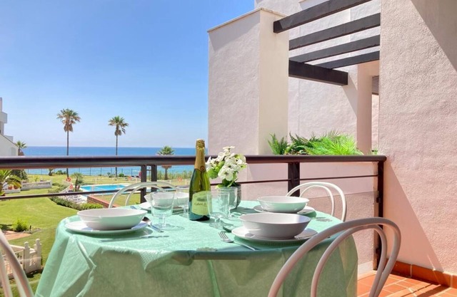 Sea Breeze Retreat - Golf Getaway