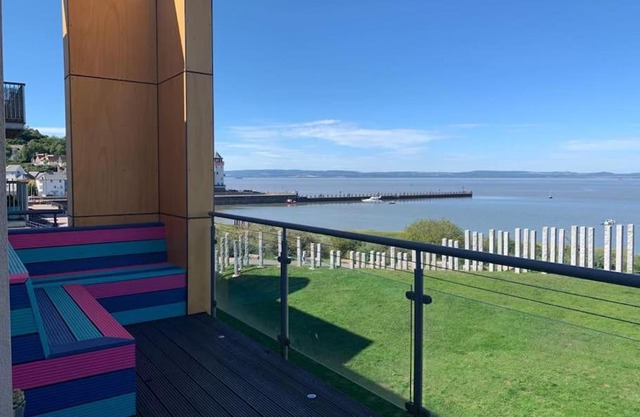 Sea View Penthouse Marina Apartment