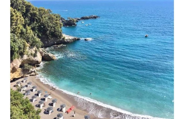 Sea view studio apartment with terrace and garden near Lerici and Cinque Terre
