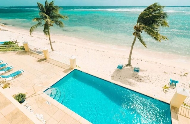 Seabreeze Villas, Superb Beachfront Views from 229/night. Rental Car Included!
