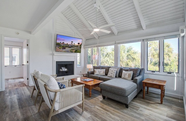Seabrook Exclusives | 921 Sealoft