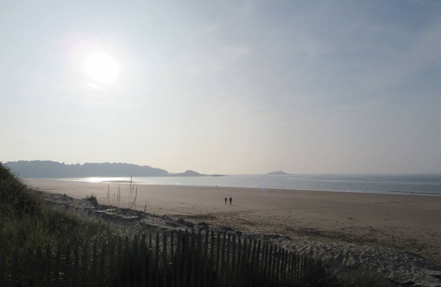 Seafront duplex in Les Sables d'OR
