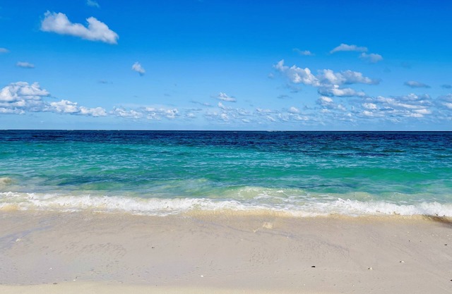 SeaGlass Villa 1 - Luxury Beachfront Escape, Breathtaking views, Andros Bahamas