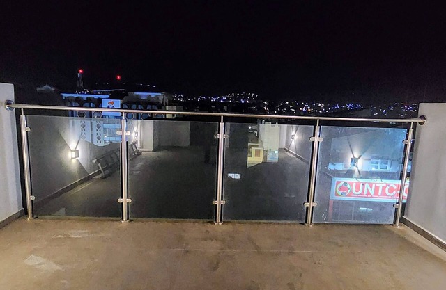 Seagull Plateau. 4A Studio on Rua Pedonal. Praia Central Near cafes & shops