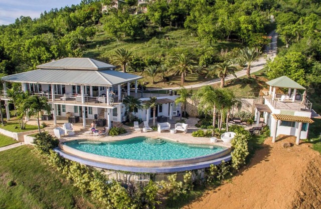 Seahorse Villa: luxury estate with 75’ infinity pool overlooking the Caribbean