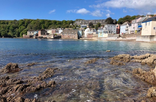 Seaside cottage in heart of picturesque village by the coast path and beaches