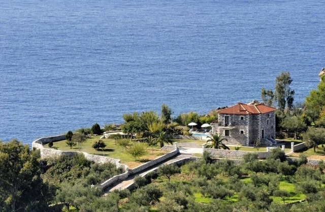 Seaside Mulberry Villa in Stoupa
