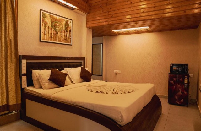 Seasons Suites JP Nagar