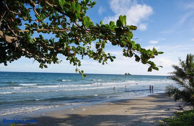 Seaview Condominium B15