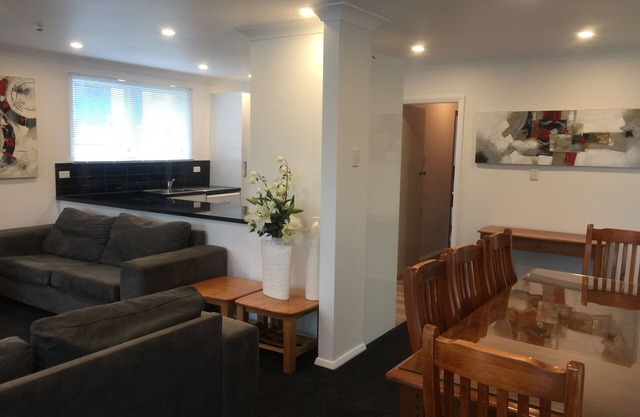 Seaview Crescent Holiday Home 4 Bedroom