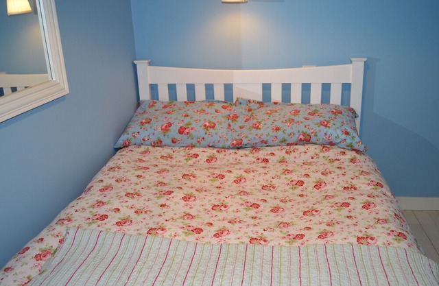 Seaview location in Inverarary, historic cottage within walking distance of town centre, sleeps 4