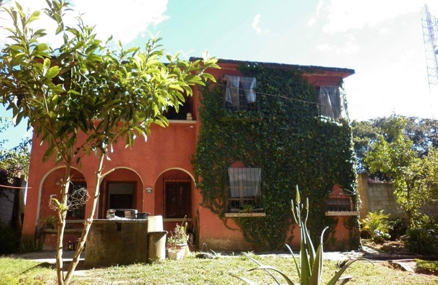 Secluded Mountain Villa minutes away from Antigua