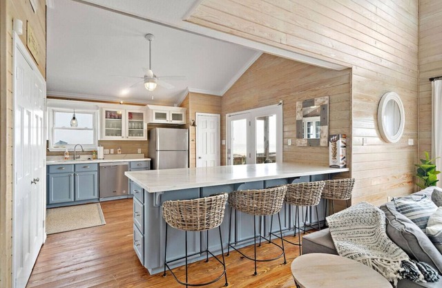 Secluded beachfront home with panoramic ocean views, private pool and huge deck