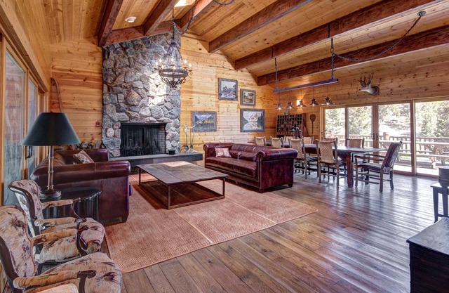 Secluded Lodge On Large Mountain Ranch