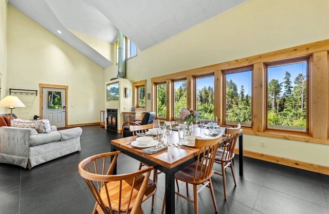 Secluded Modern Home on 132 Acres, 2 Miles to Purgatory Ski Area
