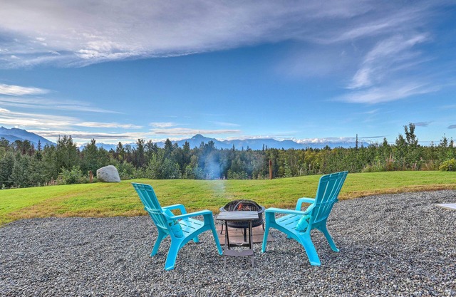 Secluded Palmer Home w/Mountain Views!