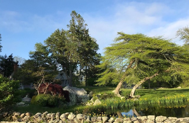 Secluded retreat in Seven Gates Farm on 7 Acres, Private Beach, Tennis, Pond