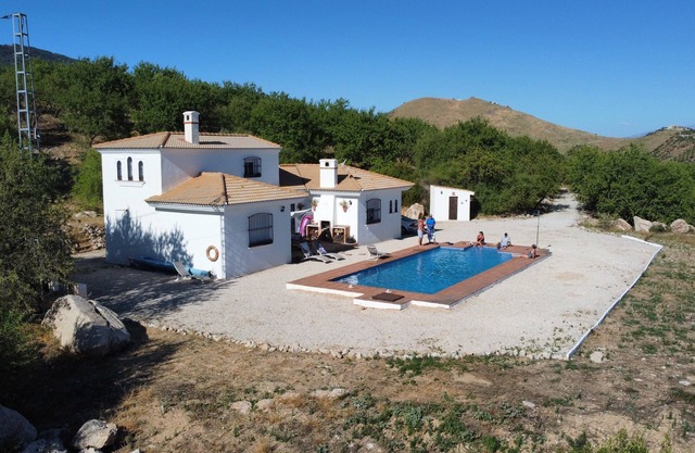 Secluded villa with stunning views and large private pool