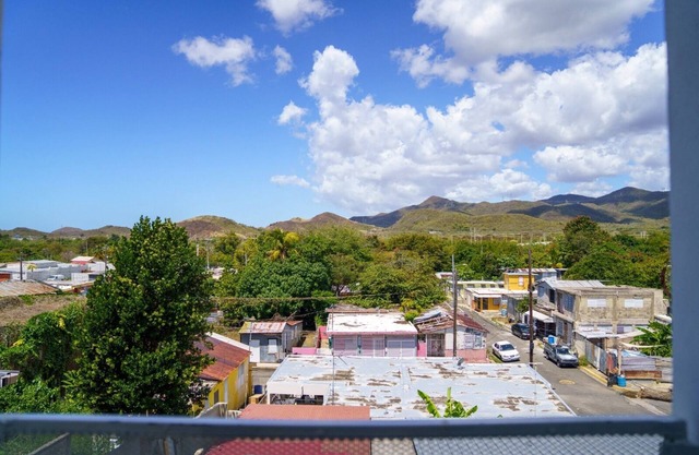 Second level beautiful apt w/private pool,perfect for couples& family adventures