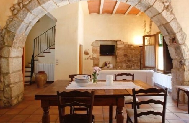 Self catering Cal Masana for 5 people