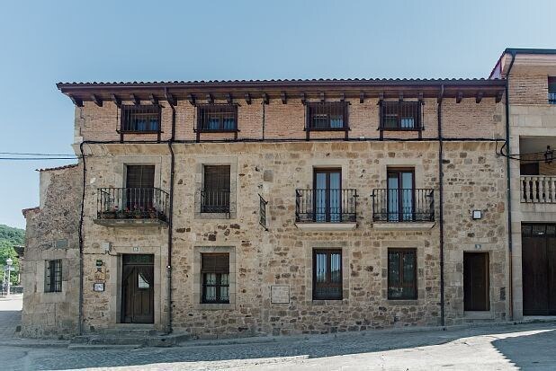 Self catering Pinares de Soria for 1-10 people