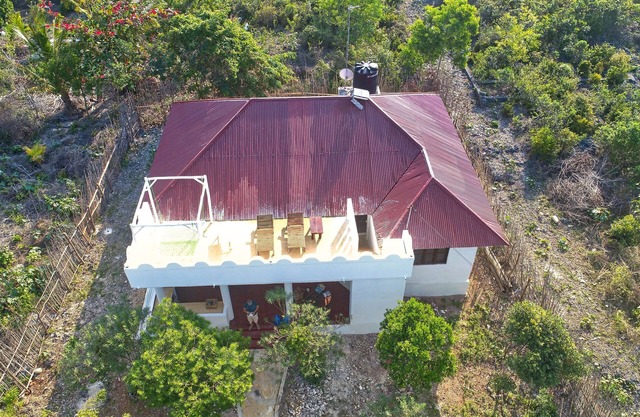 selfcatered Family house up to 6 people in Jambiani, 400 meter from the beach