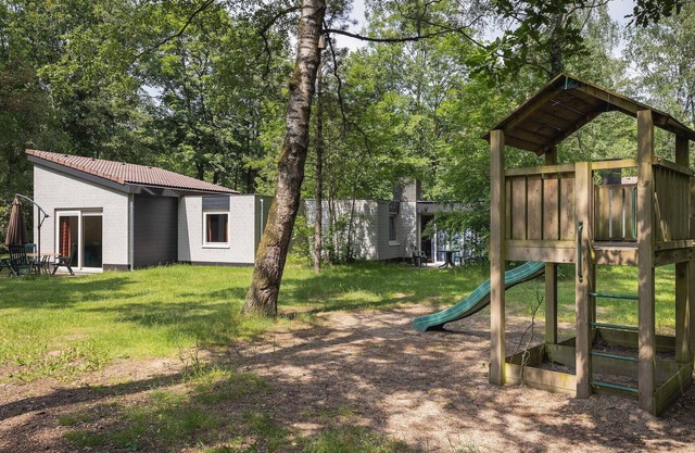 Semi-detached 4-person bungalow