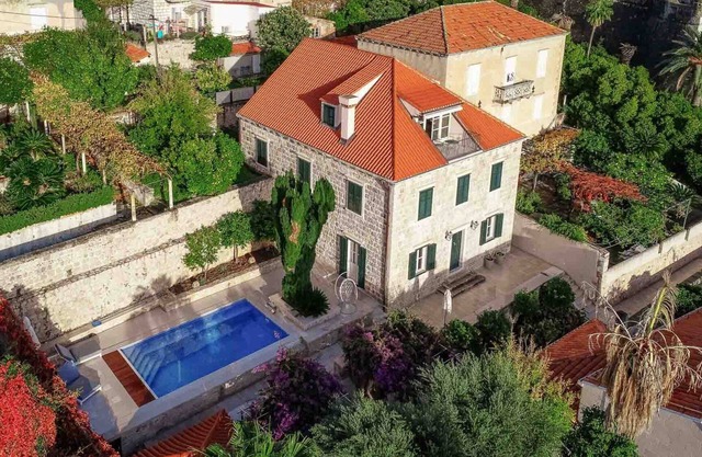 Sensational Dubrovnik Villa | Villa Filia | 6 Bedrooms | Overlooking Dubrovnik.