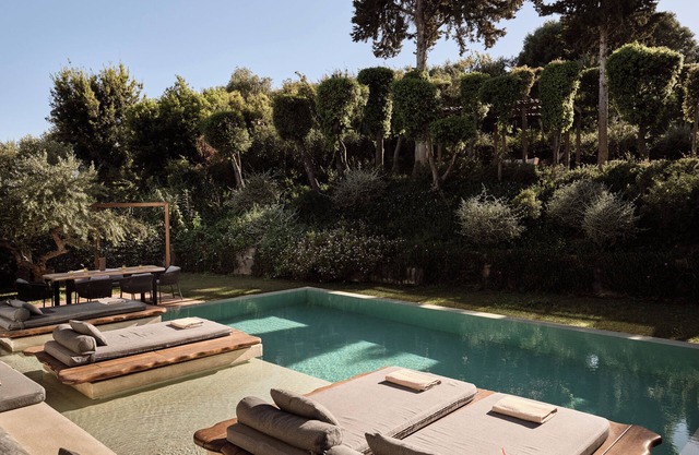 Sentiero Iconic Villa, a Serene Retreat