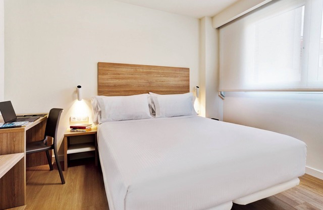 Sercotel Logroño Suites