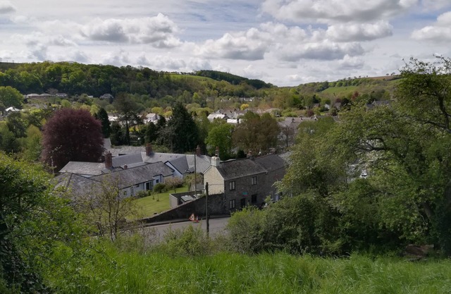 Serene 2-bedroom cottage with WiFi in picturesque Bampton