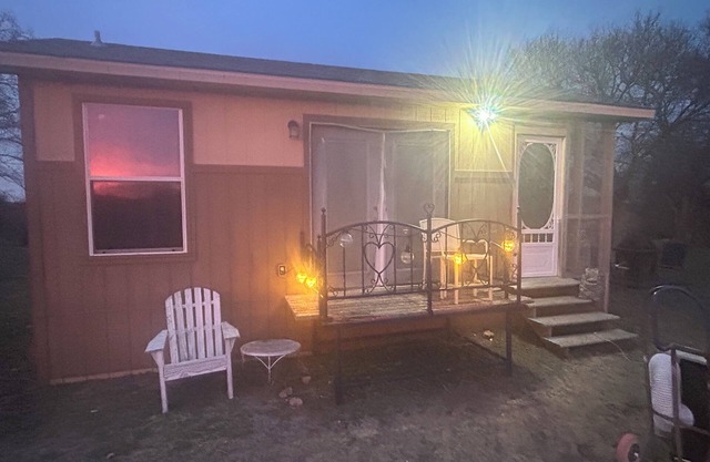Serene Tiny Home Retreatn