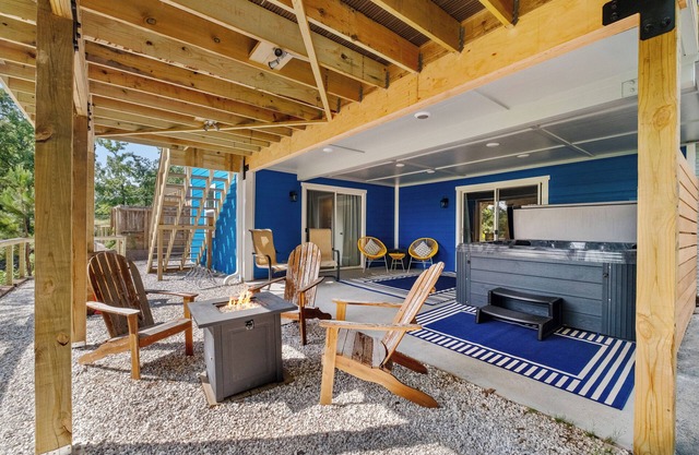 Serenity @ Beaver Lake: Views, Hot Tub & Game Room