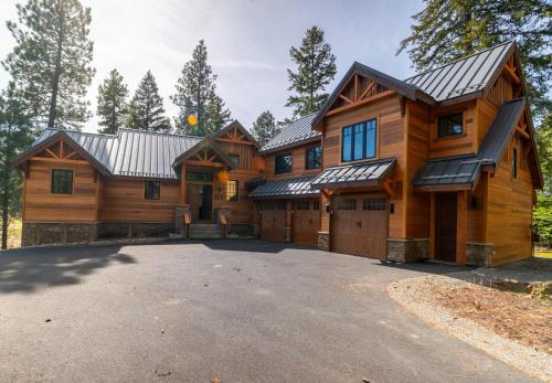 Serenity on Prospector 13! Suncadia home with EV chg