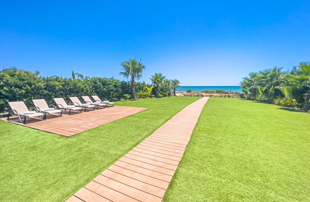 Serenity Seafront Villa 