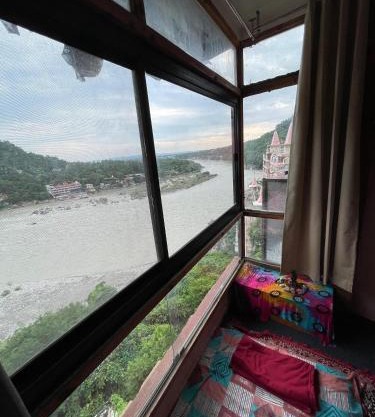 Shanti Shanti Ganga View