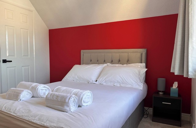 Shefford 2 Bed Stay with Parking