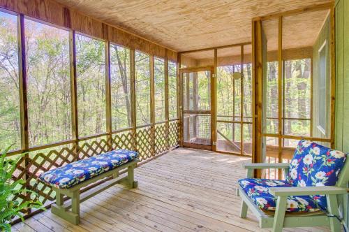 Shenandoah National Park Cabin with Patio!