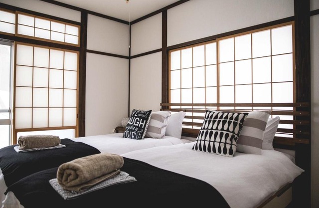 Shiro Cottage