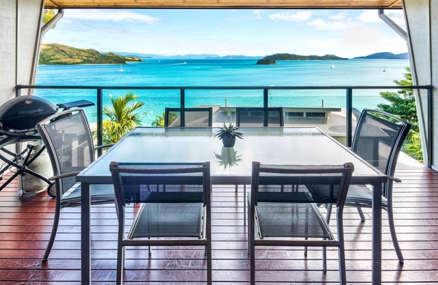 Shorelines Hamilton Island 